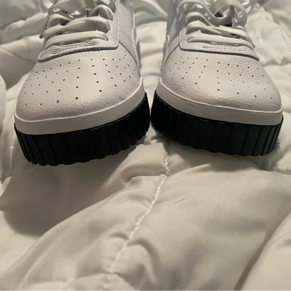 Puma women’s Cali sneaker - Picture 5 of 11